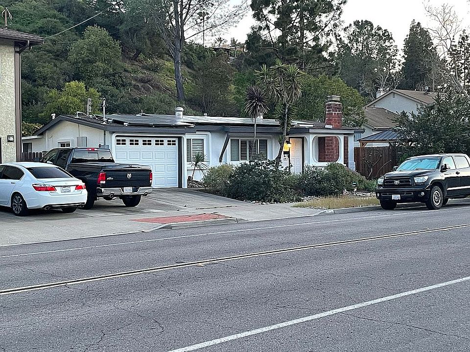 1st image of 4611 Chateau Dr