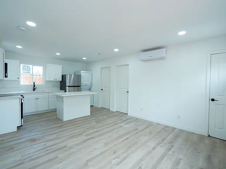 14696 Joshua Tree Ave — Photo 7