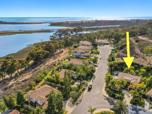 7425 Pelican St, Carlsbad, CA 92011