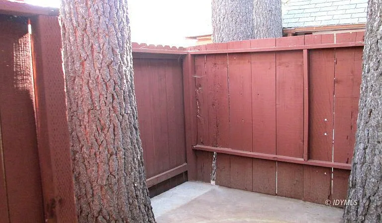 54100 Pine Crest Ave #7 — Photo 7