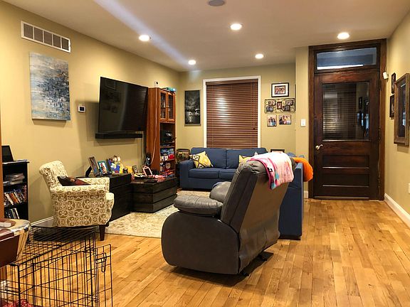 3rd image of 4941 Hazel Ave #1