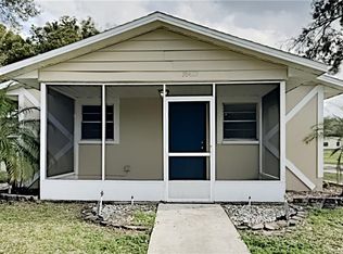 38422 North Ave, Zephyrhills, FL 33542