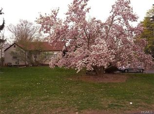 586 Union Rd, Spring Valley, NY 10977