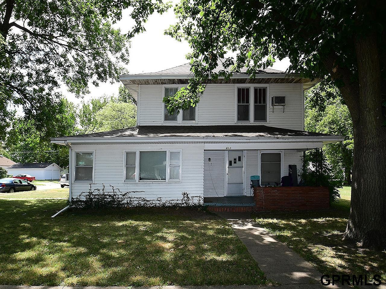 823 Market St Beatrice NE 68310 Zillow