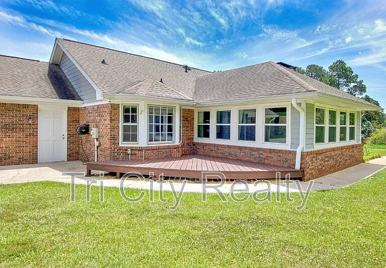 630 Hawthorne Pl — Photo 48