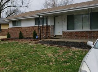 9831 Monarch Dr, Saint Louis, MO 63136