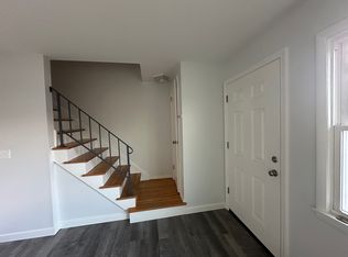 40 Commodore St, Albany, NY 12205