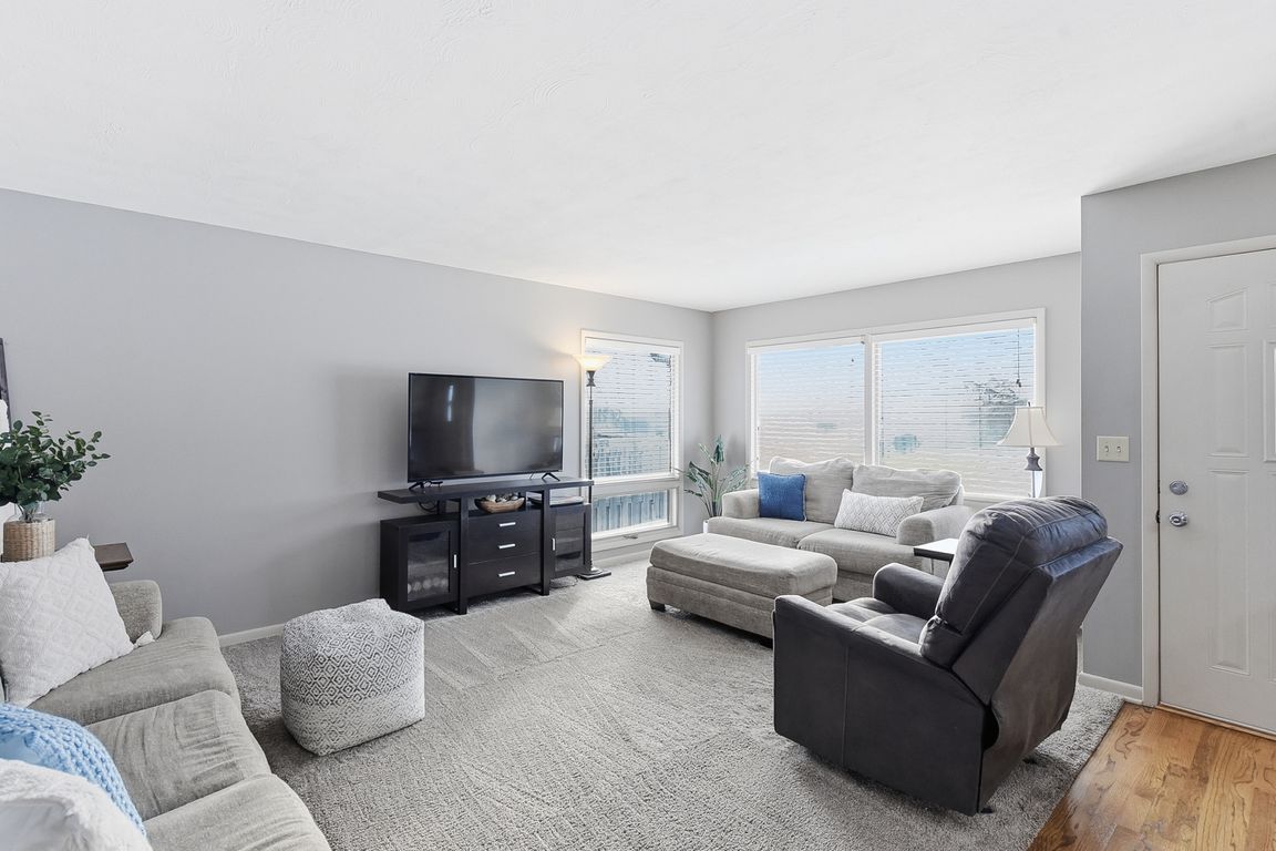 next background image