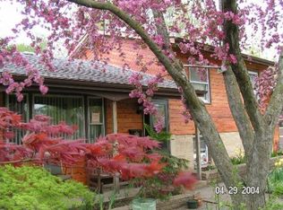 302 Westmoreland Dr, Vernon Hills, IL 60061