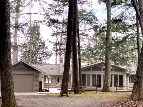 2050 Danish Landing Rd, Grayling, MI 49738