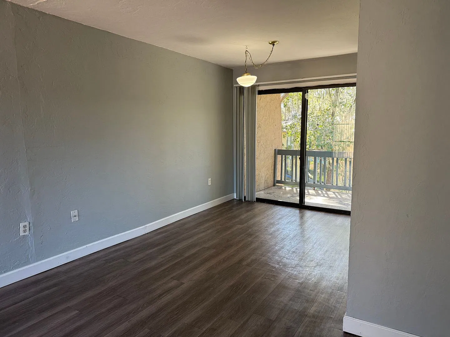 Affordable Gainesville Condo Near UF Great Location & Community Amenities — Photo 3