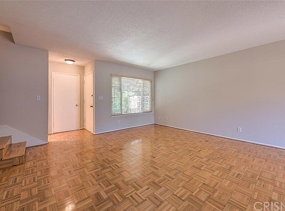 5th image of 11138 Aqua Vista St APT 38