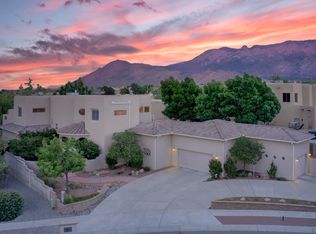 8900 Oak Ridge Ct NE, Albuquerque, NM 87122