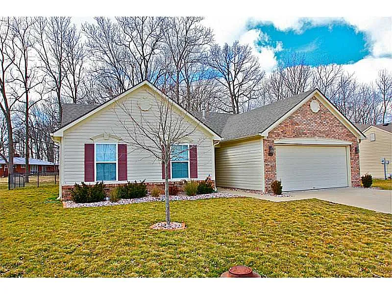4176 S Woodtrail Ln photo 1