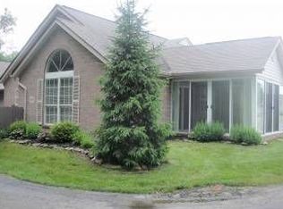 6091 Blendon Chase Dr, Westerville, OH 43081