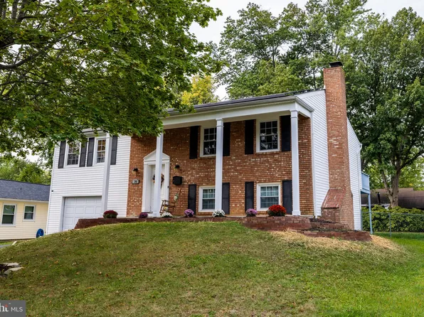 16 Edgely Pl, Willingboro, NJ 08046