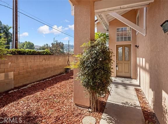 4th image of 1245 Edinburg Ct