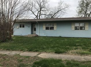 6717 SW Windwood Ln, Topeka, KS 66619
