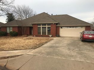 1207 S Mansfield Dr, Stillwater, OK 74074