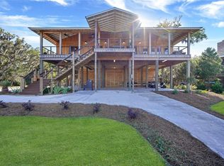 1251 Kittles Island Dr SE, Darien, GA 31305
