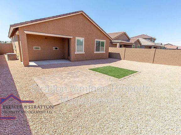 4th image of 3847 S 63rd Dr