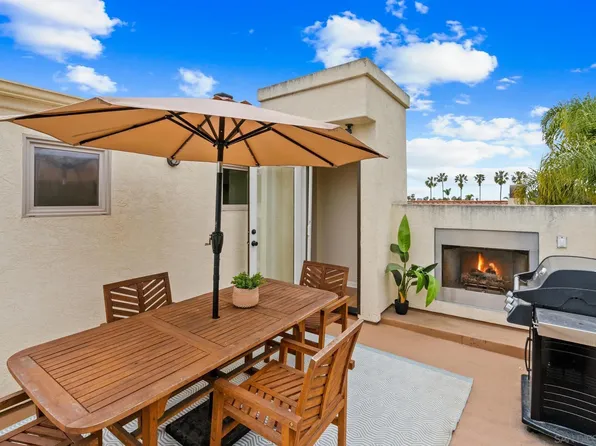 1369 Hornblend St, San Diego, CA 92109