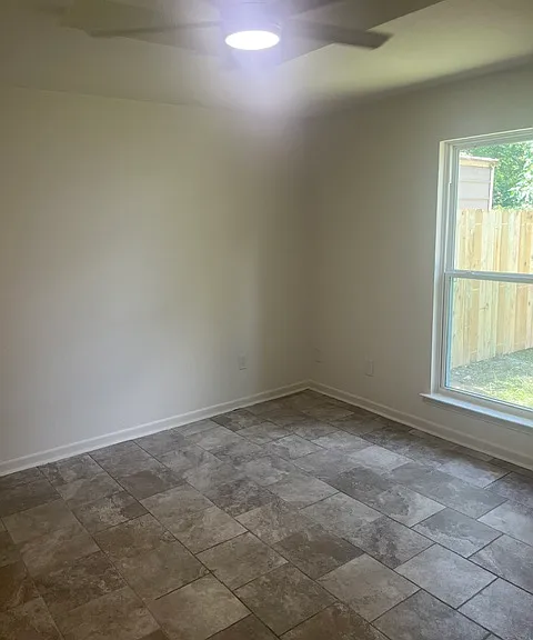 37430 W Hillside Dr — Photo 7