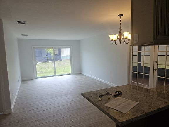 3rd image of 1765 SE Linpark Ct