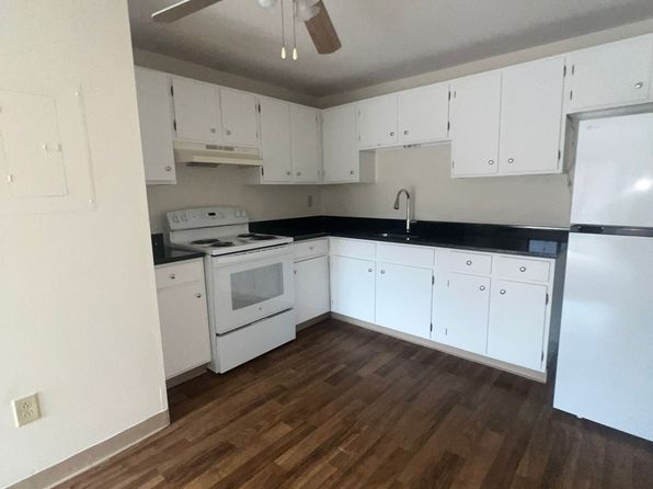1345 Bodwell Rd APT 26