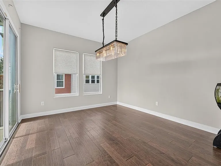 9597 Cavendish Dr — Photo 10