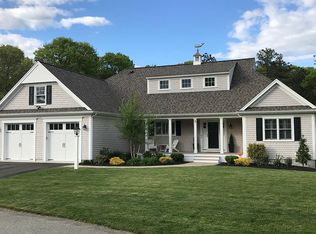 3 Albert Ln, East Falmouth, MA 02536
