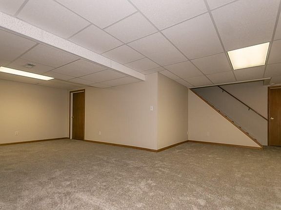 5th image of 10146 Widgeon Dr