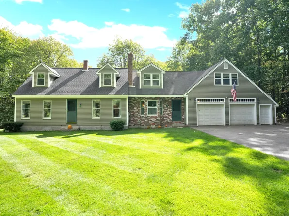 15 Crockett Road, Gorham, ME 04038