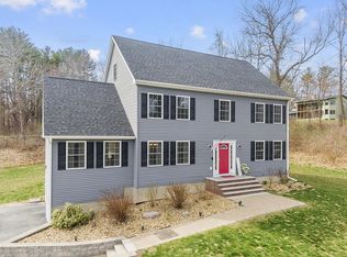 28 Marblehead Rd, Windham, NH 03087