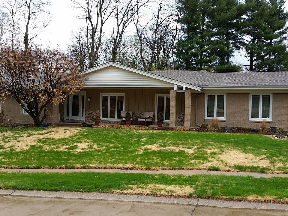 1st image of 302 Villar Hill Dr