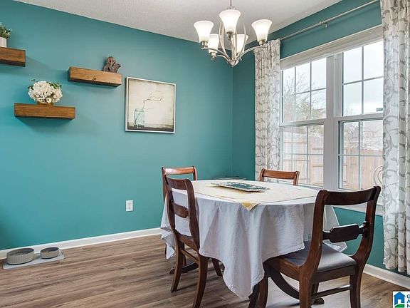 5th image of 541 Warrior Dr