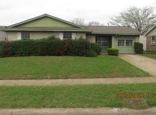 6451 Moonhill Dr, Dallas, TX