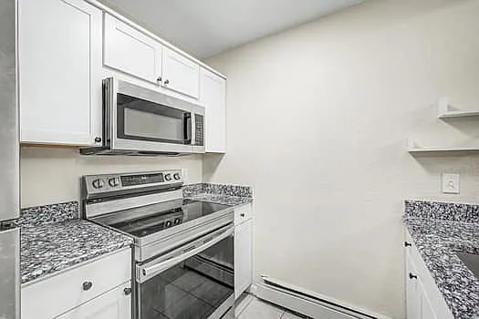 1200 College Ave — Photo 6