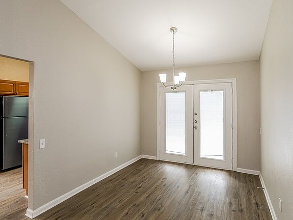 5th image of 4600 Winterhazel Dr