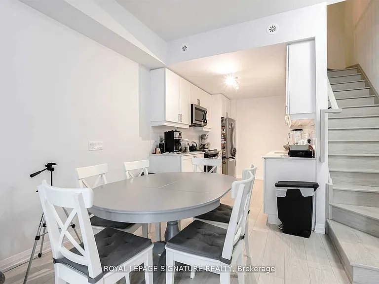 1010 Portage Pkwy #Townhouse 12 — Photo 12