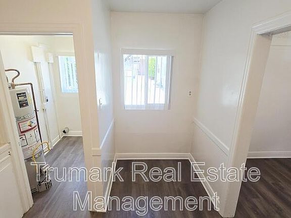 5th image of 1457 E Wilson Ave