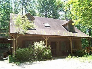 2nd image of 340 Lakeview Dr
