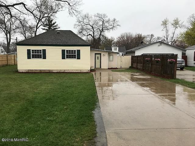 1st image of 1671 Francis Ave