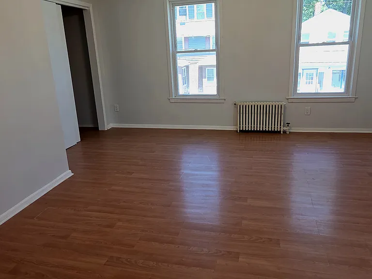 23 Tichenor Pl #2 — Photo 4