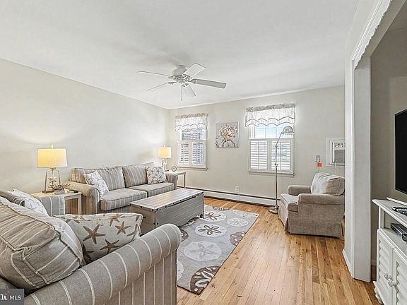 5th image of 3505 Bay Ave