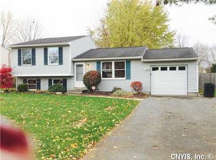 8162 Scotia Ln, Liverpool, NY 13090