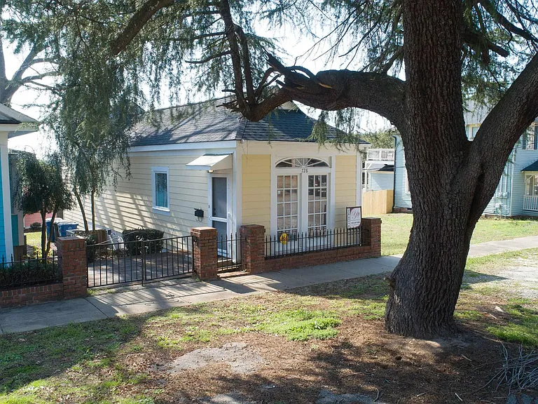 728 Blanding St — Photo 34