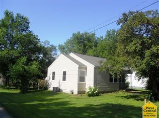 512 Truman Ave, Clinton, MO 64735