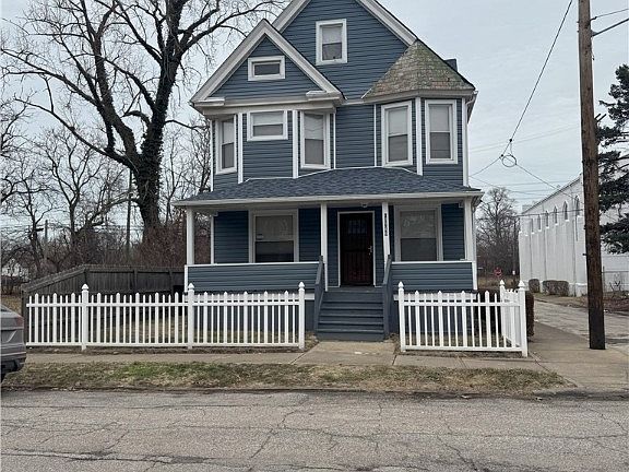 2nd image of 10749 Hull Ave