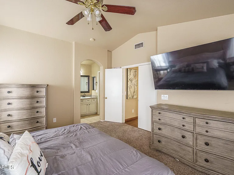 1315 W Escuda Rd — Photo 12